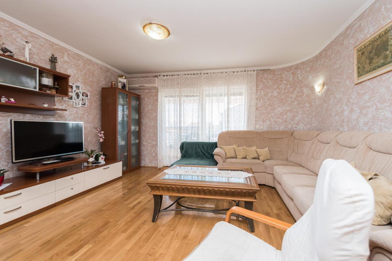 Apartmants Ivana & Toni Privlaka  Exterior photo